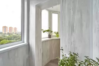 Отделка балкона ПВХ с утеплением