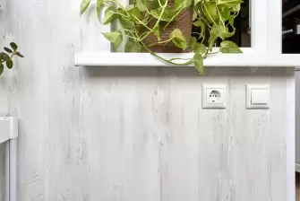 Отделка балкона ПВХ с утеплением