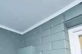 Отделка балкона гипсокартоном с покраской