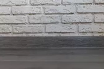 Отделка ламинатом лоджии Утюжок с объединением