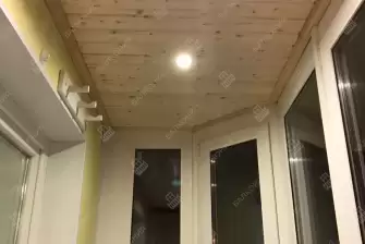 Французское эркерное остекление балкона