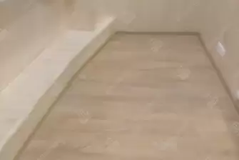 Теплое остекление балкона и отделка вагонкой