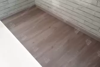 Отделка балкона и установка потайного люка