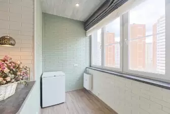 Остекление и отделка балкона Сапожок