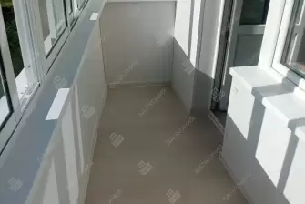 Остекление балкона и отделка стен