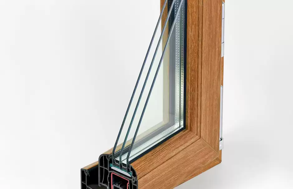 Остекление балкона под ключ окнами Рехау